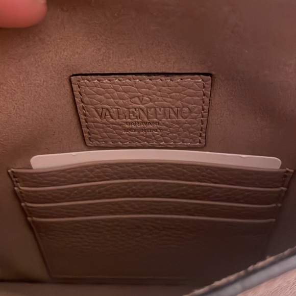 Valentino Garavani Envelope Wristlet (box and dustbag included) - Picture 8 of 9